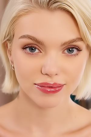 Ashby Winter Serviced Between Her Protectors in a Spicy Threesome Showdown