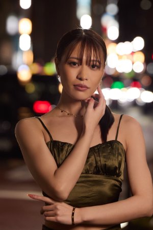 Momo Sakura rides hard in Tokyo, doggystyle and reverse cowgirl — Momo Sakura & Troy Francisco #4