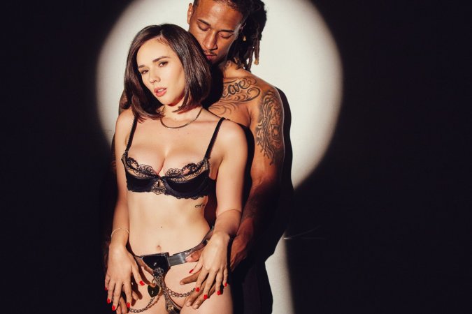 Eve Sweet teases with lingerie as she turns submission into seduction — Eve Sweet & Jay Hefner #8